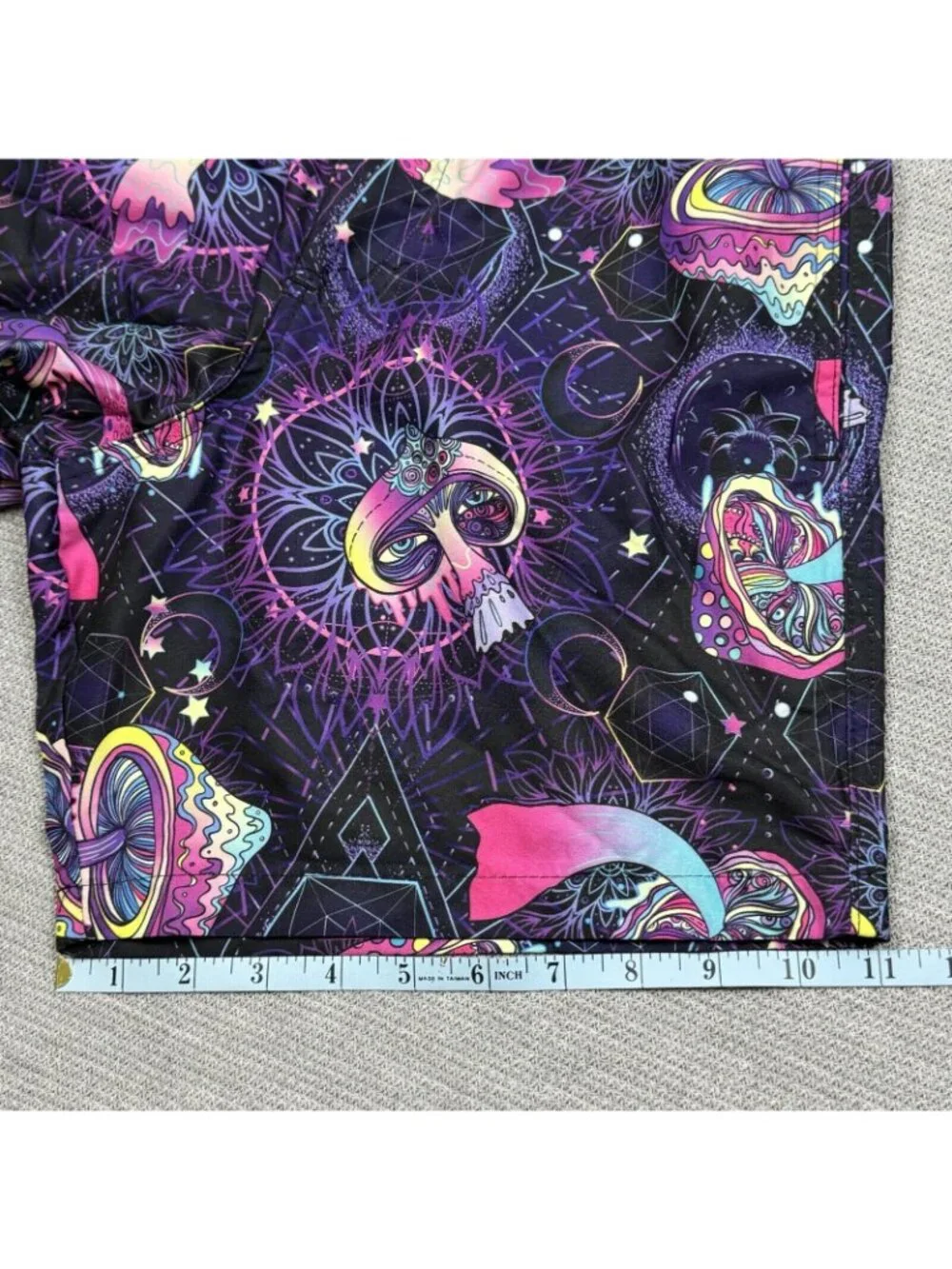 Kronic Prints Psychedelic Swim Trunks Mens S UV Protection Trippy Shorts NEW